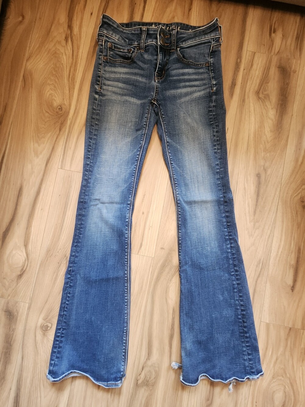 Womens American Eagle Bootcut Flare Jeans, Size 2